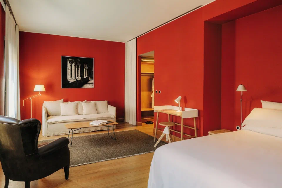 City-view category at Casa Camper Barcelona, showing the bed and seating space together.